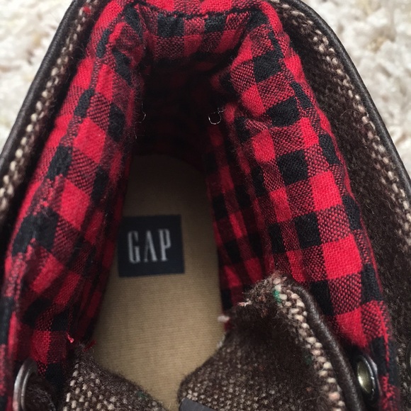 🎉HP🎉 Boys Gap Hightop Boots - Picture 2 of 3